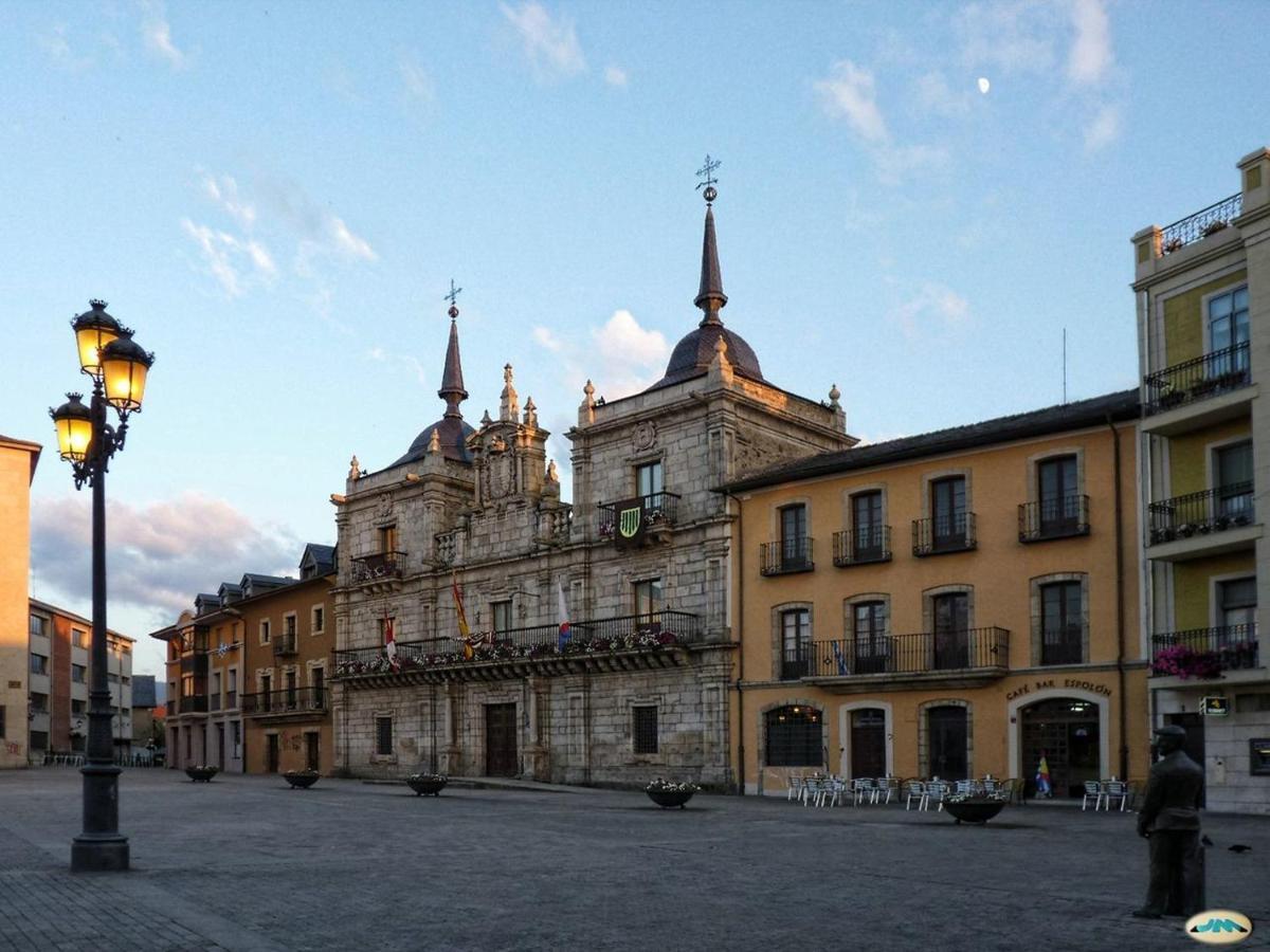 Ponferrada Miranda Lägenhet Exteriör bild